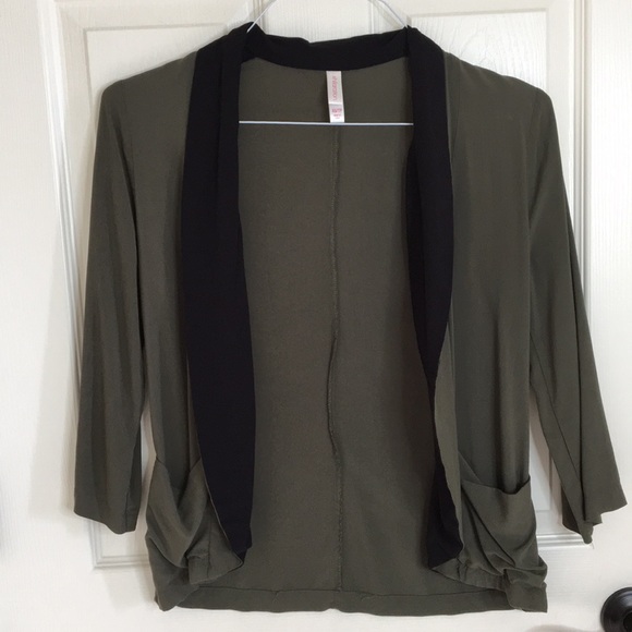 Olive Blazer - Picture 1 of 2